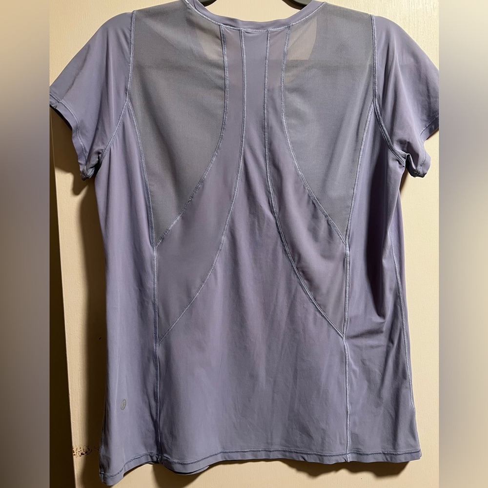 purple lululemon workout top!